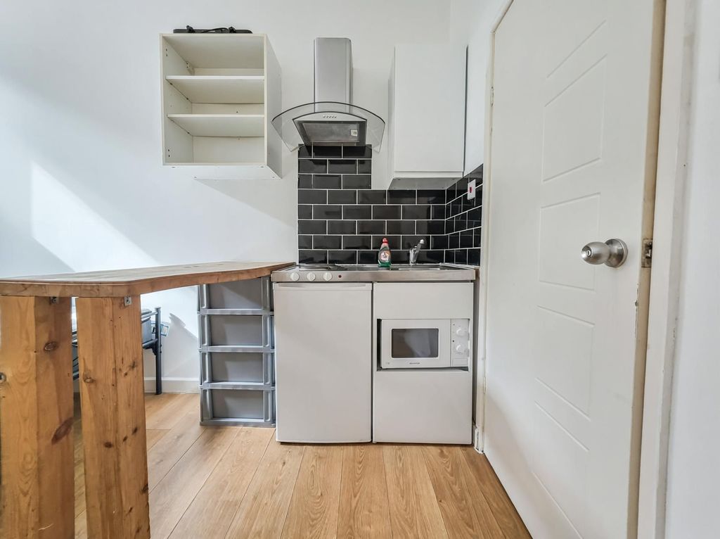 Property photo 2 of 5