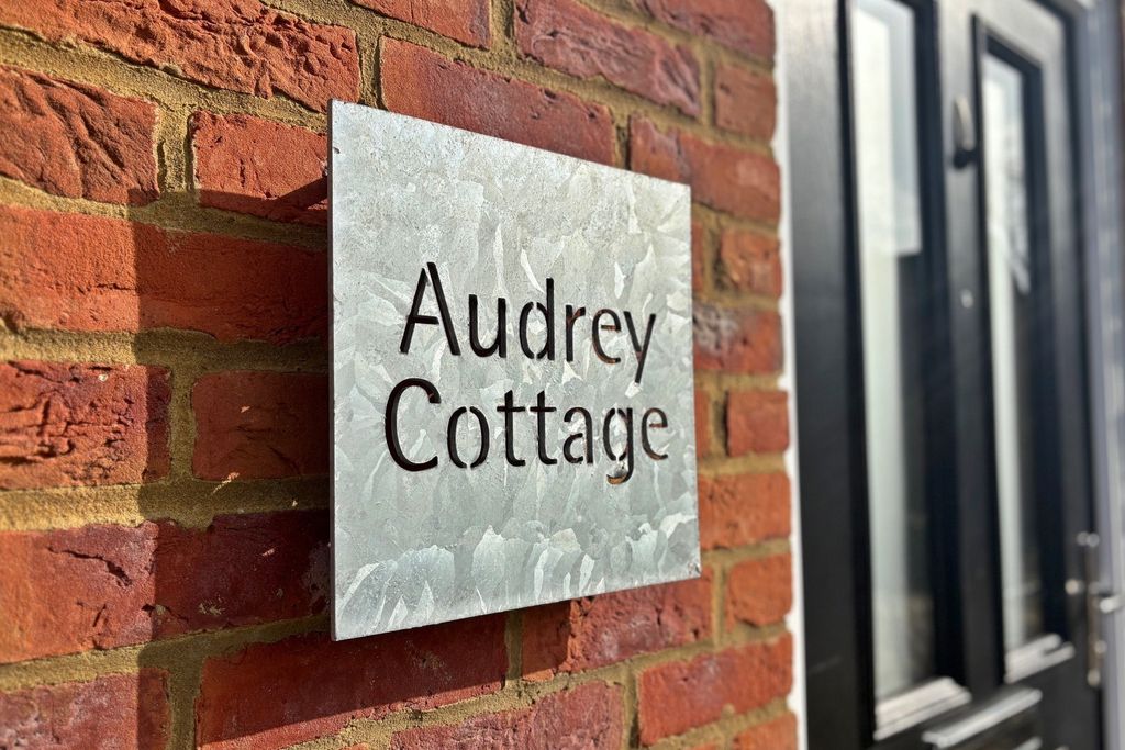 Property photo 3 of 26 4449924