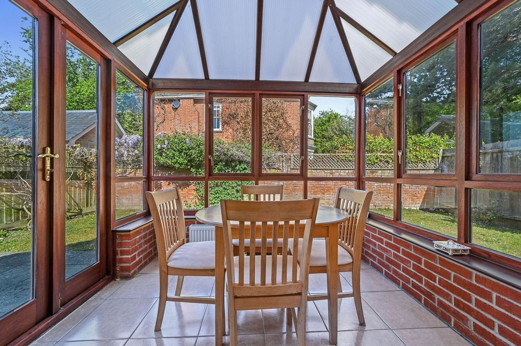 Property photo 3 of 17