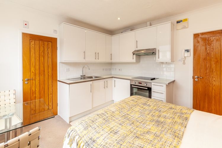 Property photo 3 of 6 174040