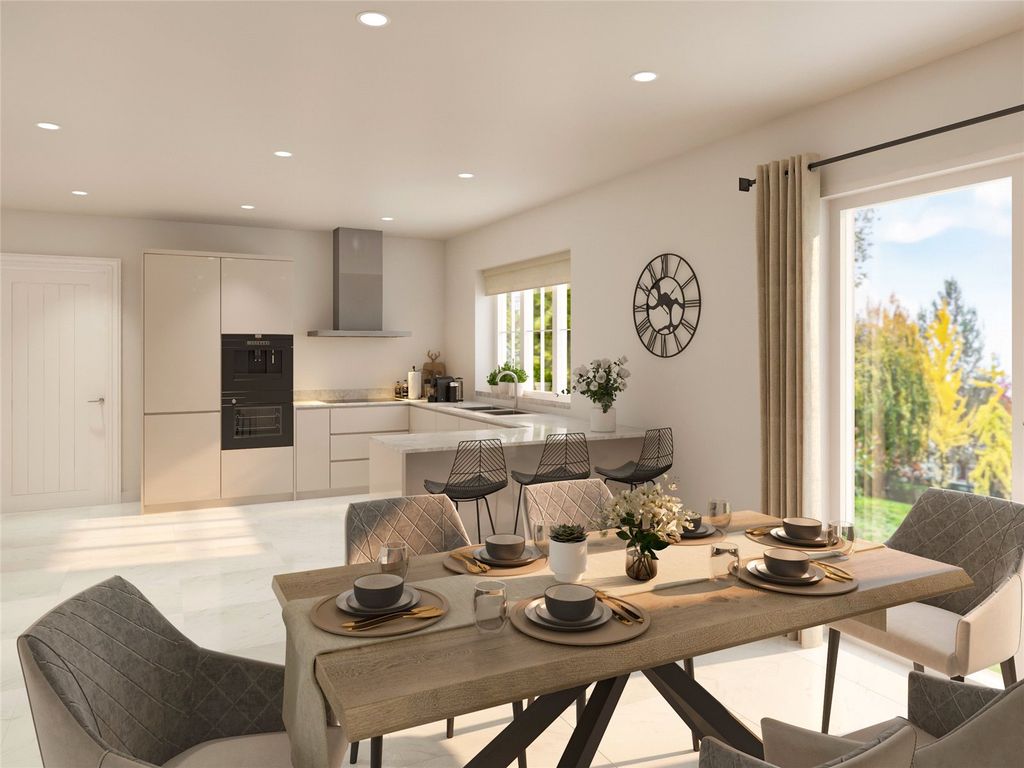 Property photo 2 of 6 Kitchen