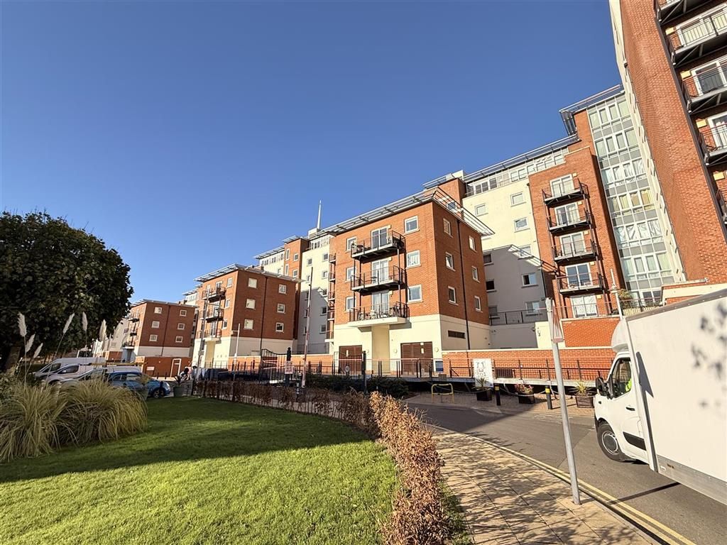 Property photo 3 of 11