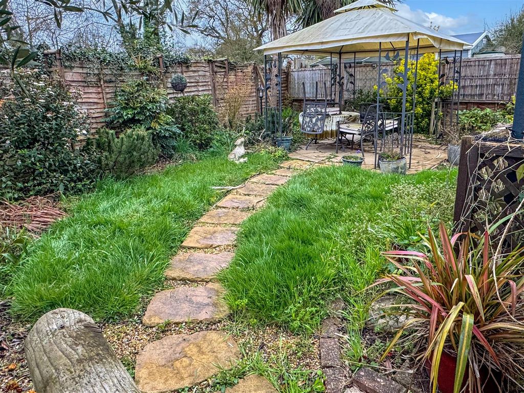 Property photo 2 of 9 Image00003.Jpg