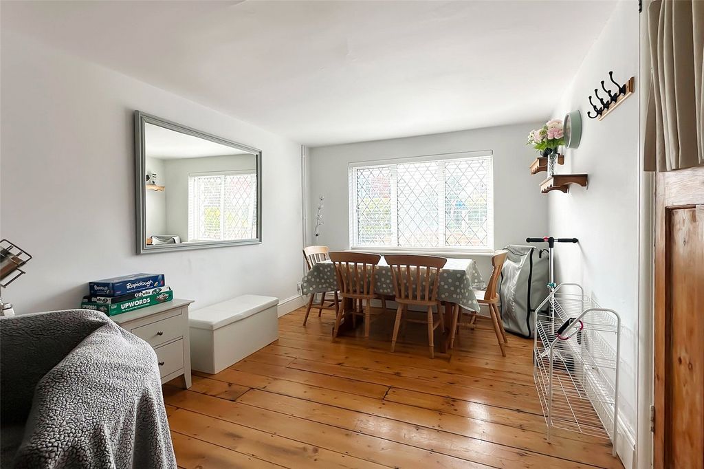 Property photo 3 of 16 Picture No. 01