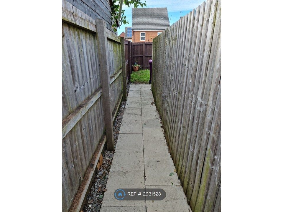 Property photo 3 of 31