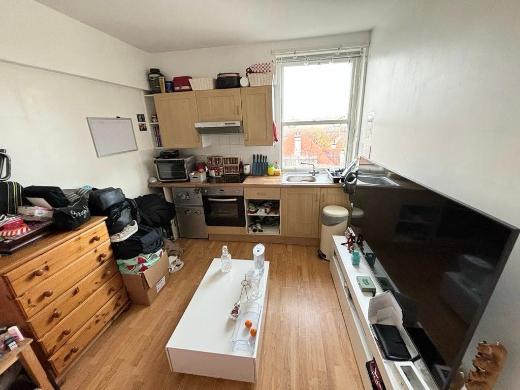 Property photo 3 of 4