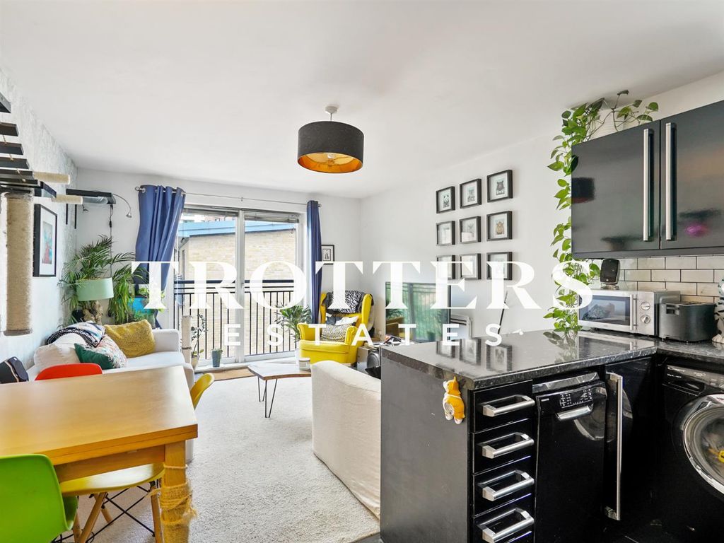 Property photo 3 of 15 Untitled Design - 2024-06-27T170912.861.Png