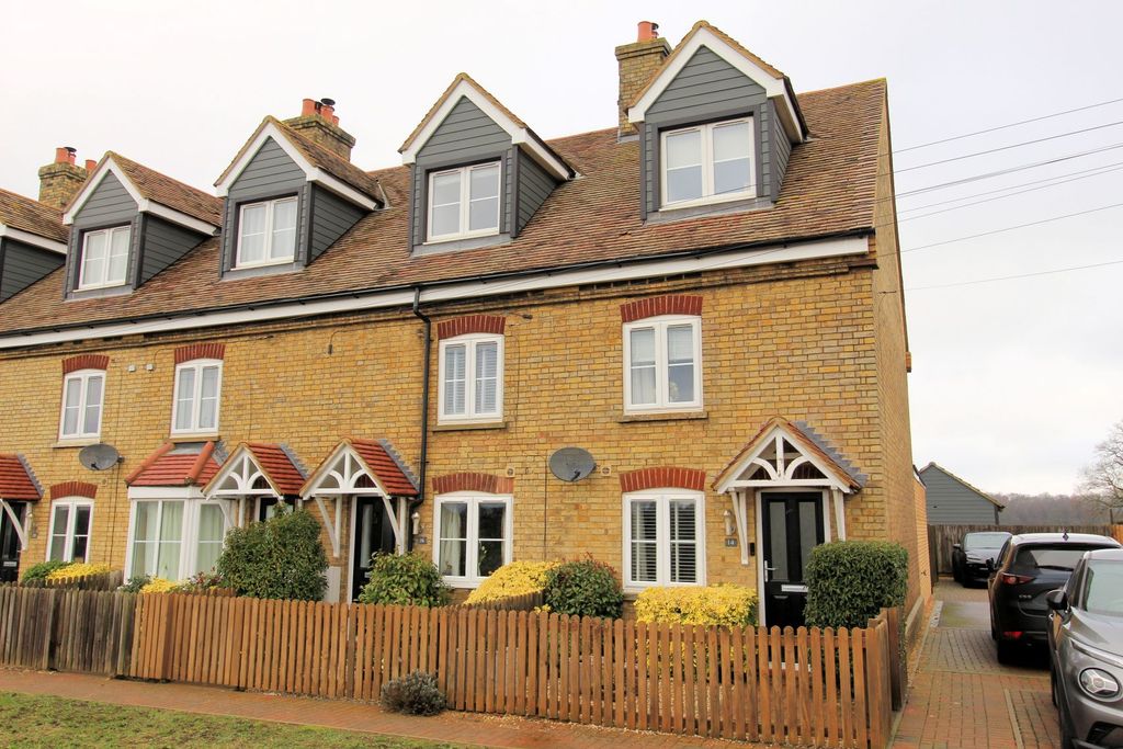 Property photo 1 of 17 Img_2107