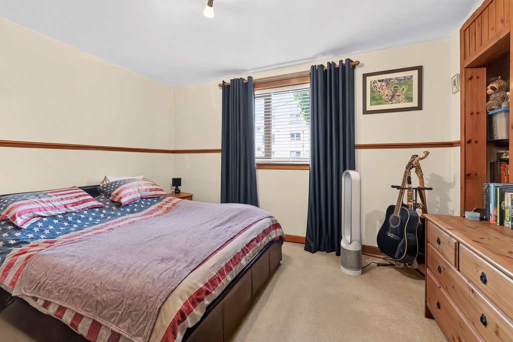 Additional image 8 of 2 bed flat for saleGillsburn Gardens, Kilmarnock KA3