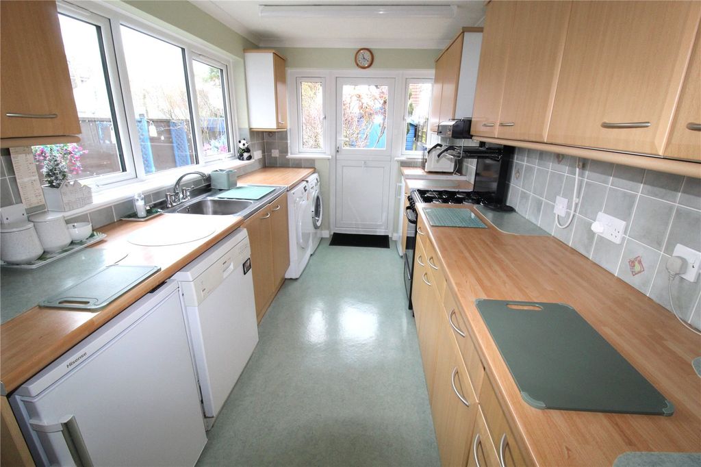 Property photo 2 of 14 Picture No. 02