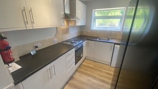 Property photo 1 of 28
