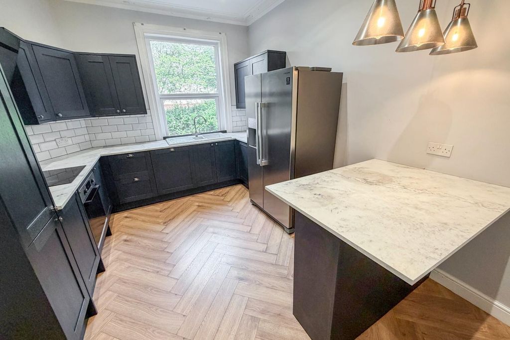 Property photo 3 of 14 3.Jpg