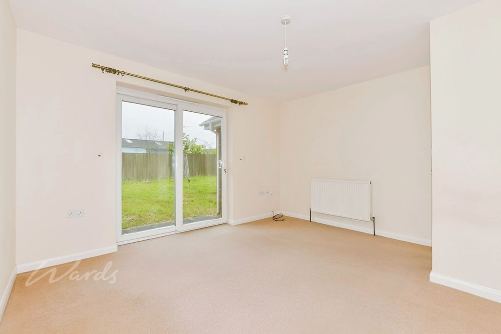 Property photo 2 of 11 Lounge