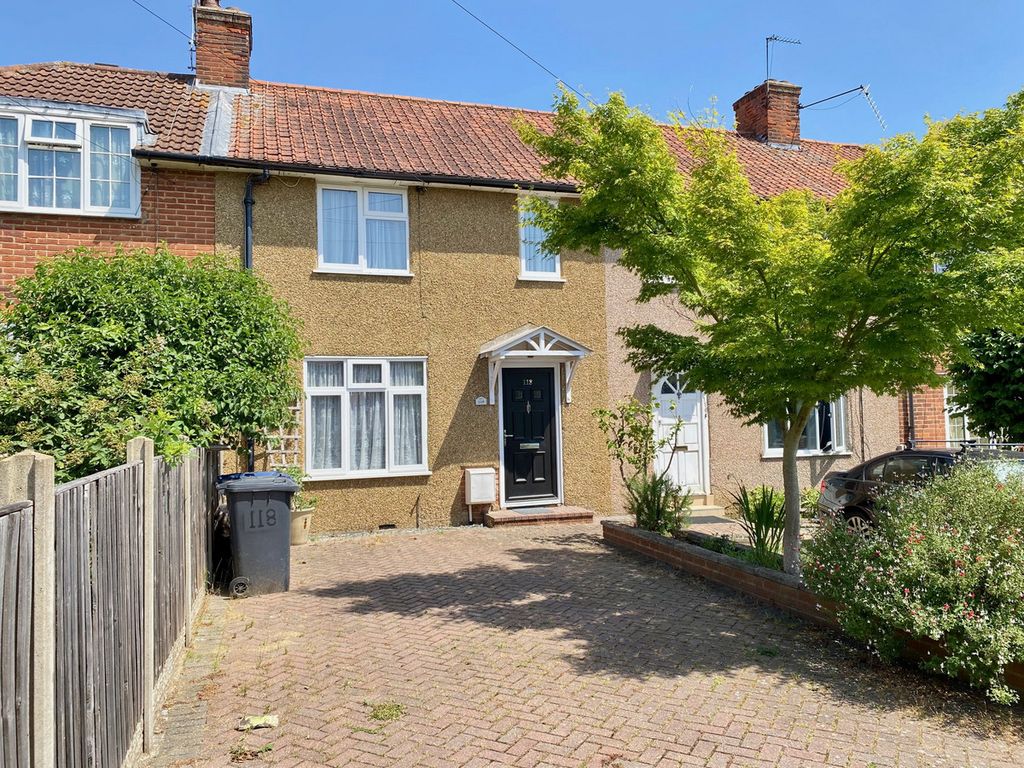 Property photo 2 of 17