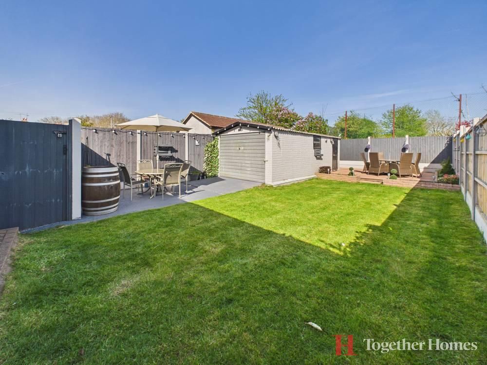 Property photo 2 of 23 Garden