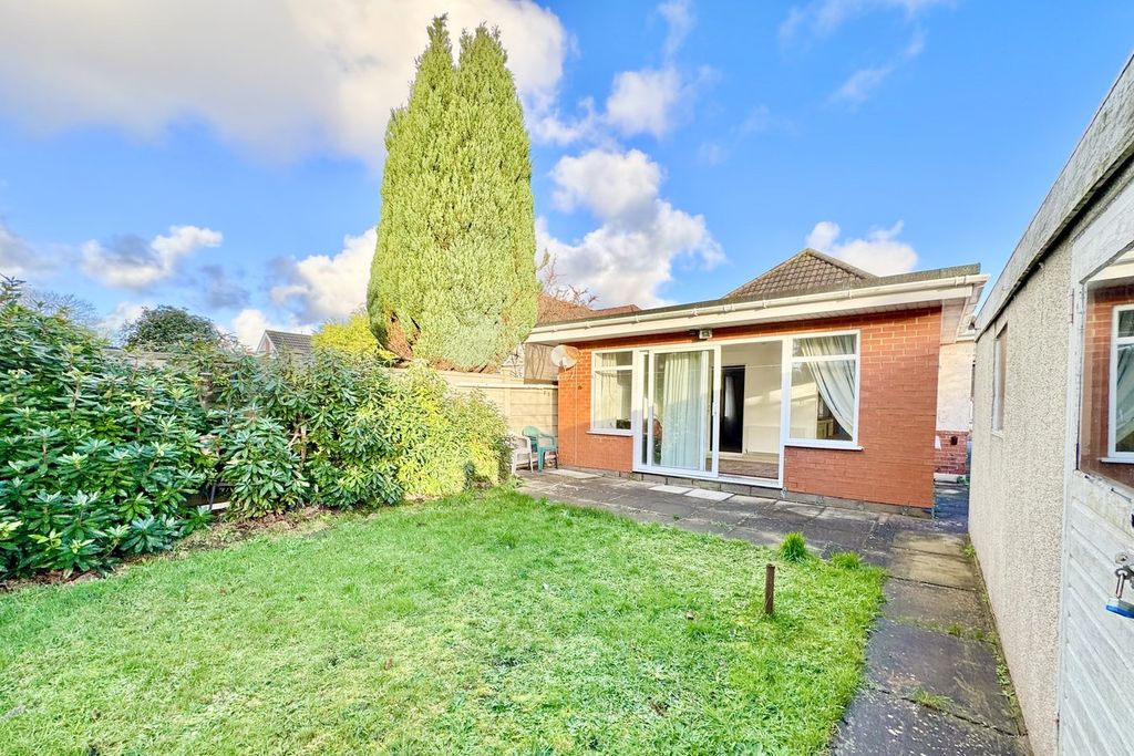 Property photo 3 of 14