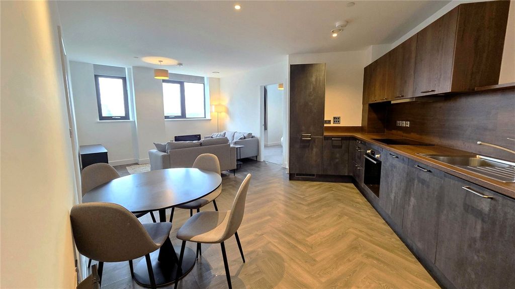 Property photo 2 of 12 Open Plan Living