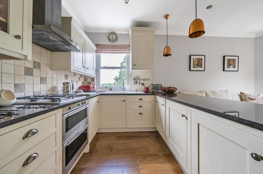 Property photo 3 of 12 Picture No. 05