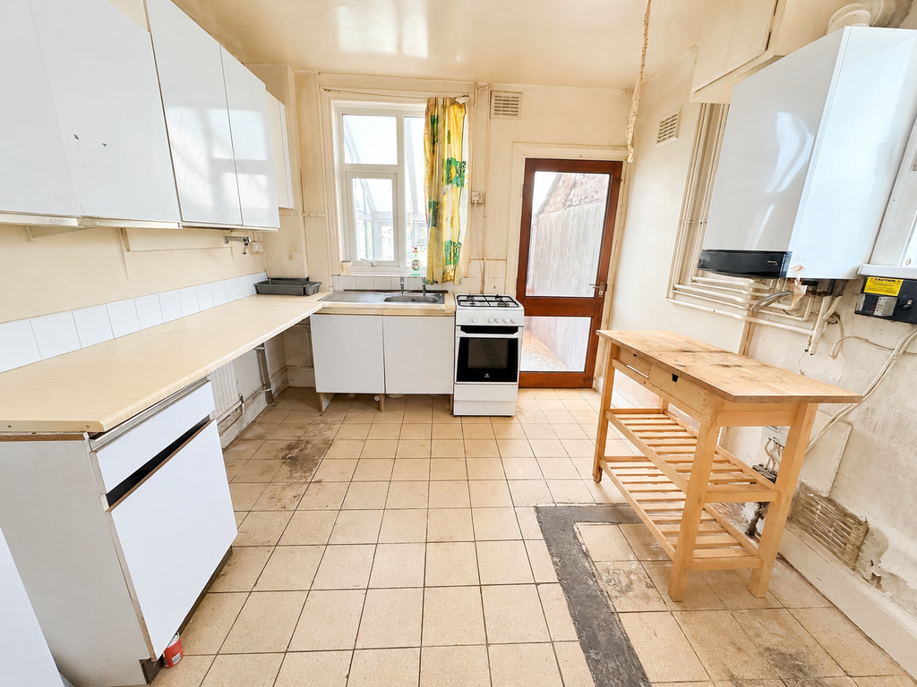 Property photo 3 of 9