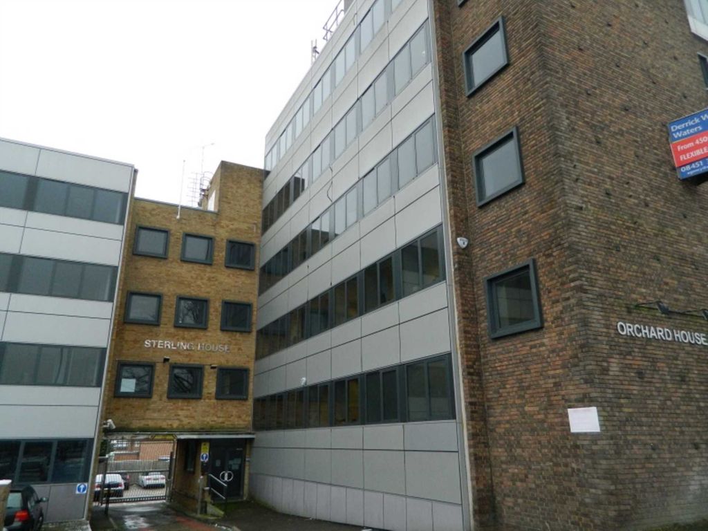 Property photo 1 of 6
