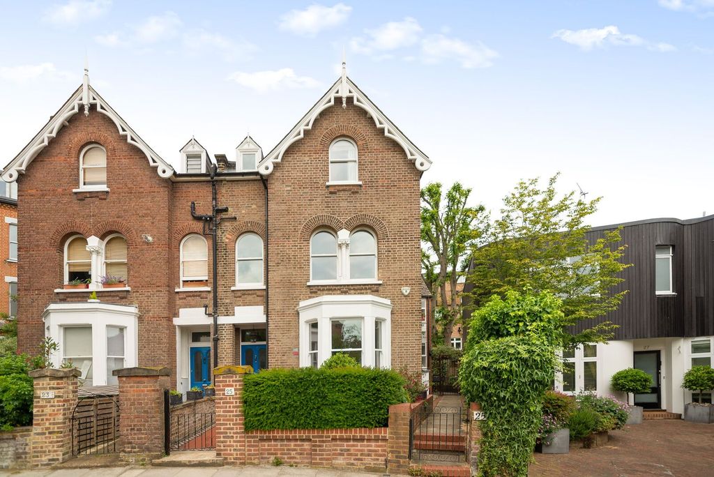 Property photo 1 of 10