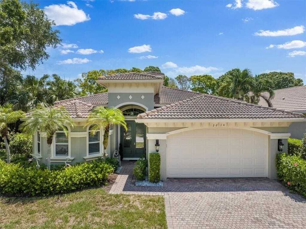 Property photo 1 of 31