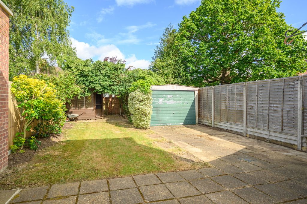 Property photo 2 of 13