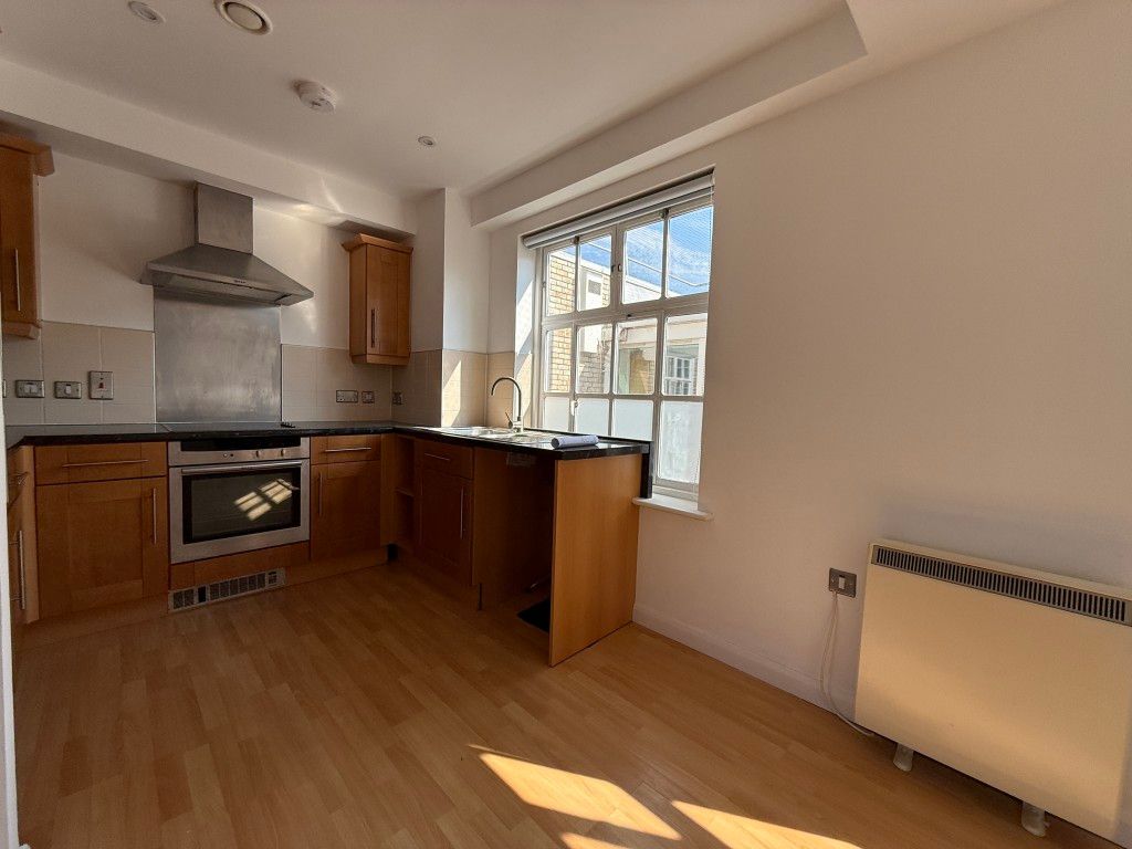 Property photo 3 of 8 Kitchen Space