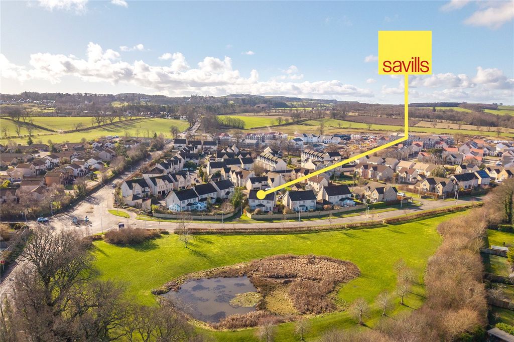 Property photo 2 of 25 Setting