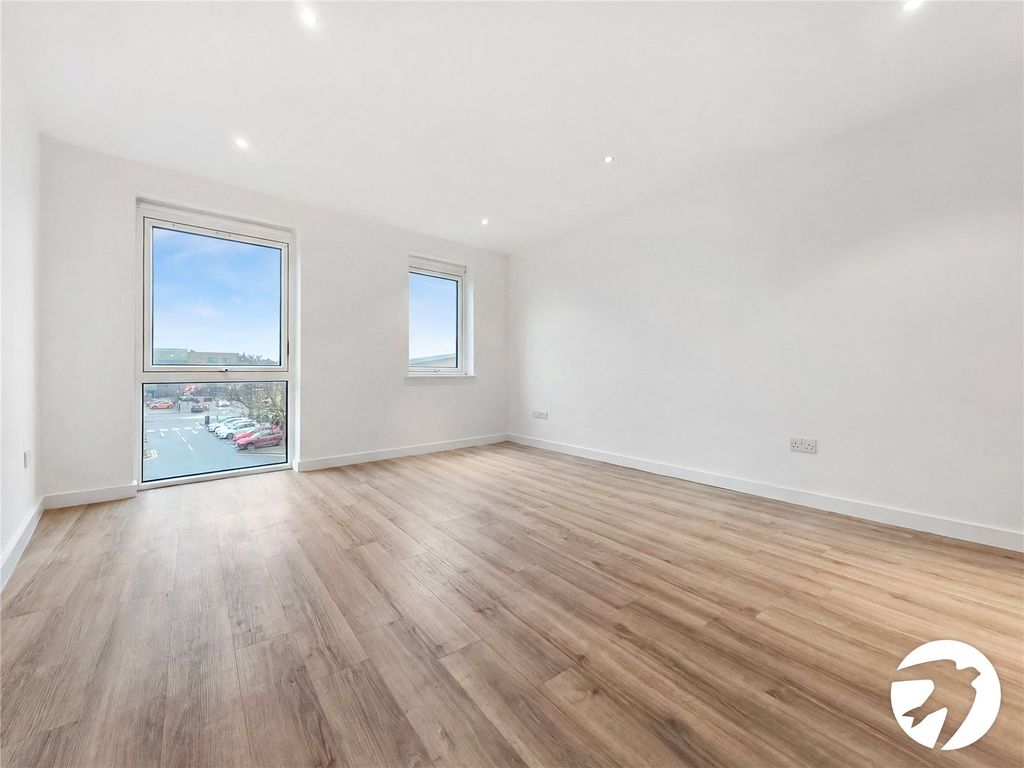 Property photo 2 of 8 Picture No. 09