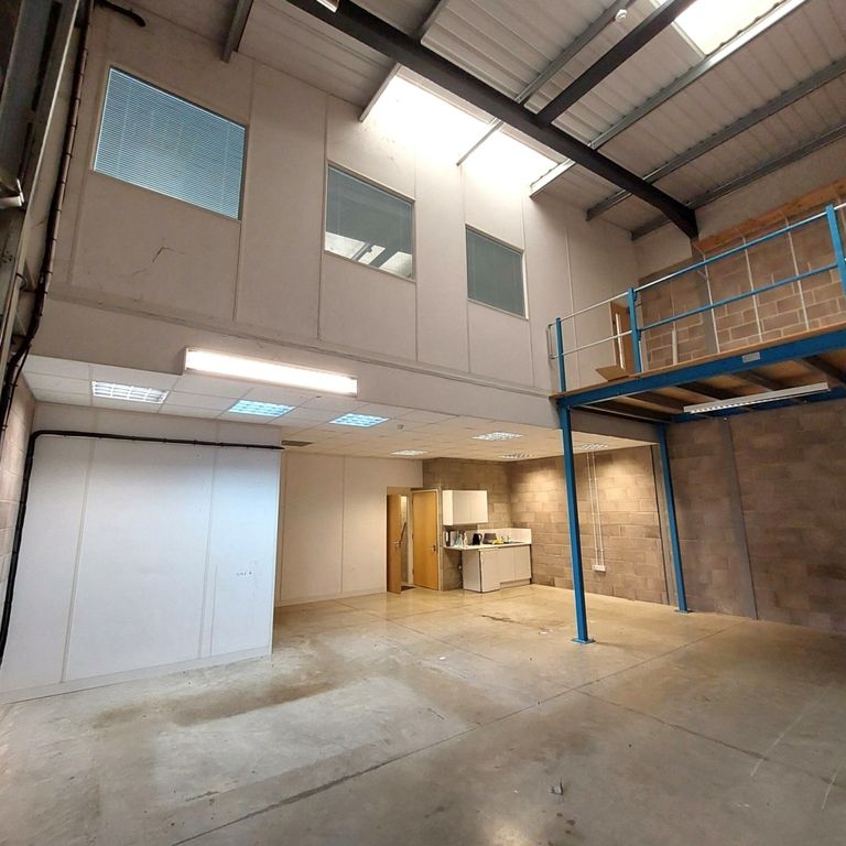 Property photo 3 of 6