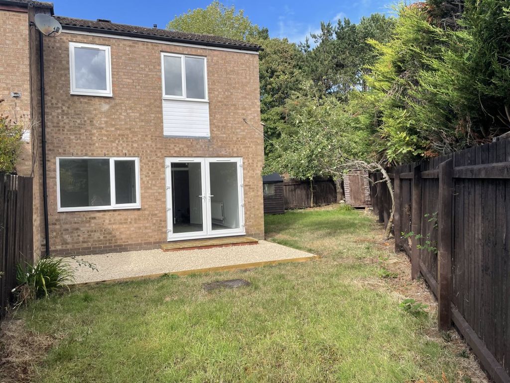 Property photo 2 of 9