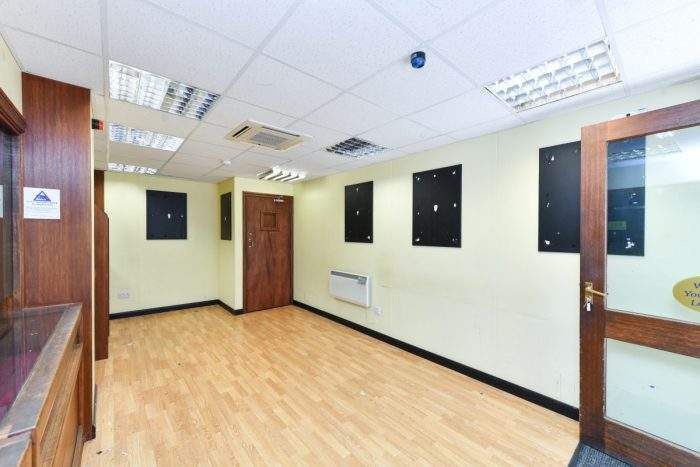 Property photo 3 of 11