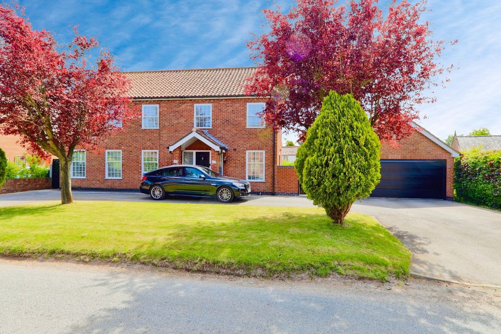 Property photo 1 of 20 3237640