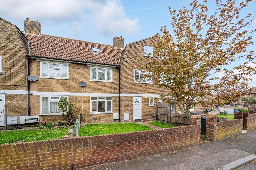 Property photo 2 of 18