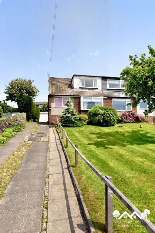 Property photo 2 of 35