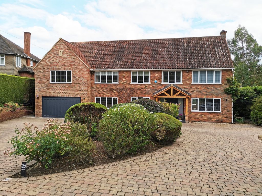 Property photo 2 of 37 Picture No. 52