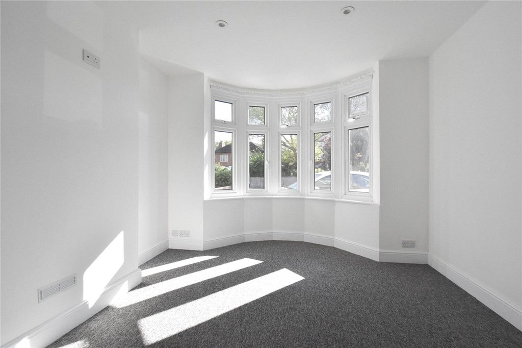 Property photo 2 of 13 Picture No. 01