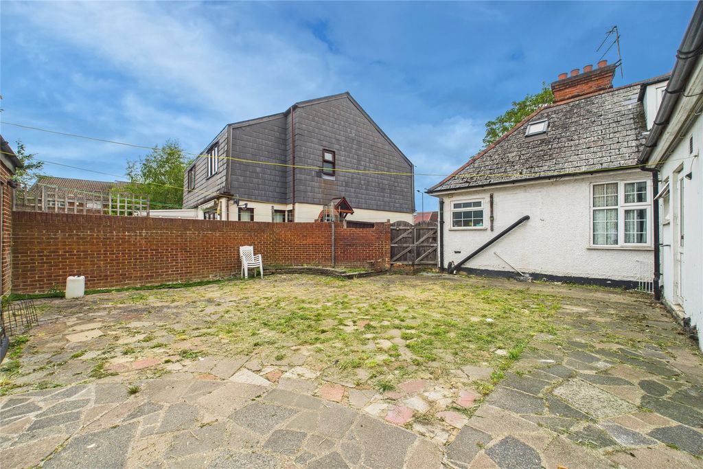 Property photo 3 of 6 Picture No. 08