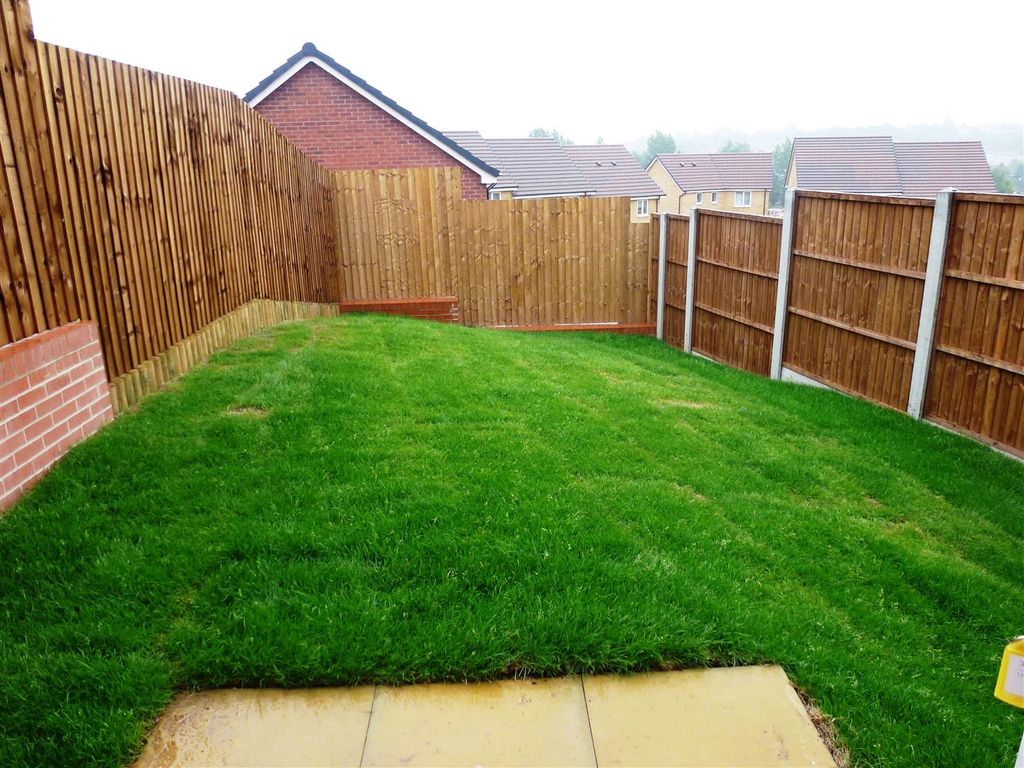 Property photo 2 of 2 1203 - 16 Gretton D.Jpg