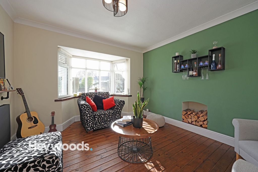 Property photo 2 of 38