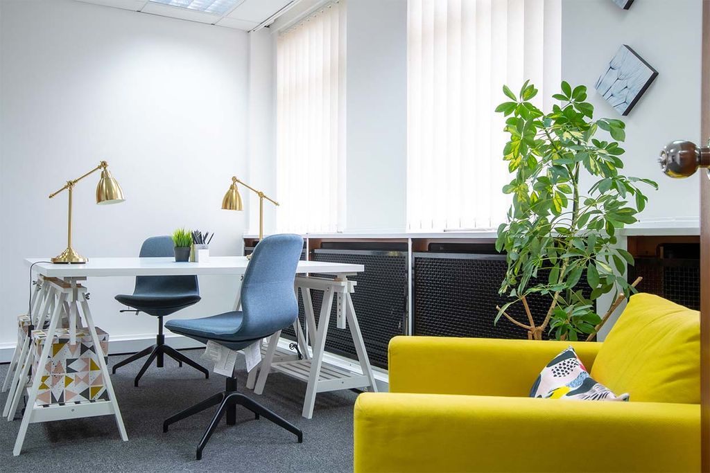 Property photo 3 of 6