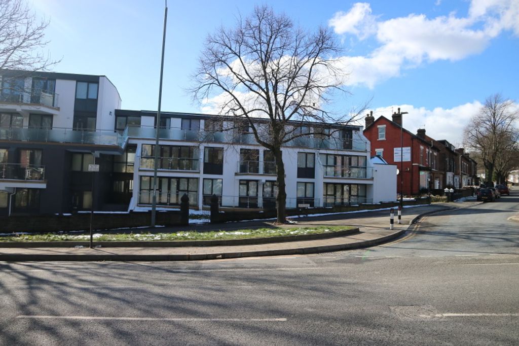 Property photo 1 of 4