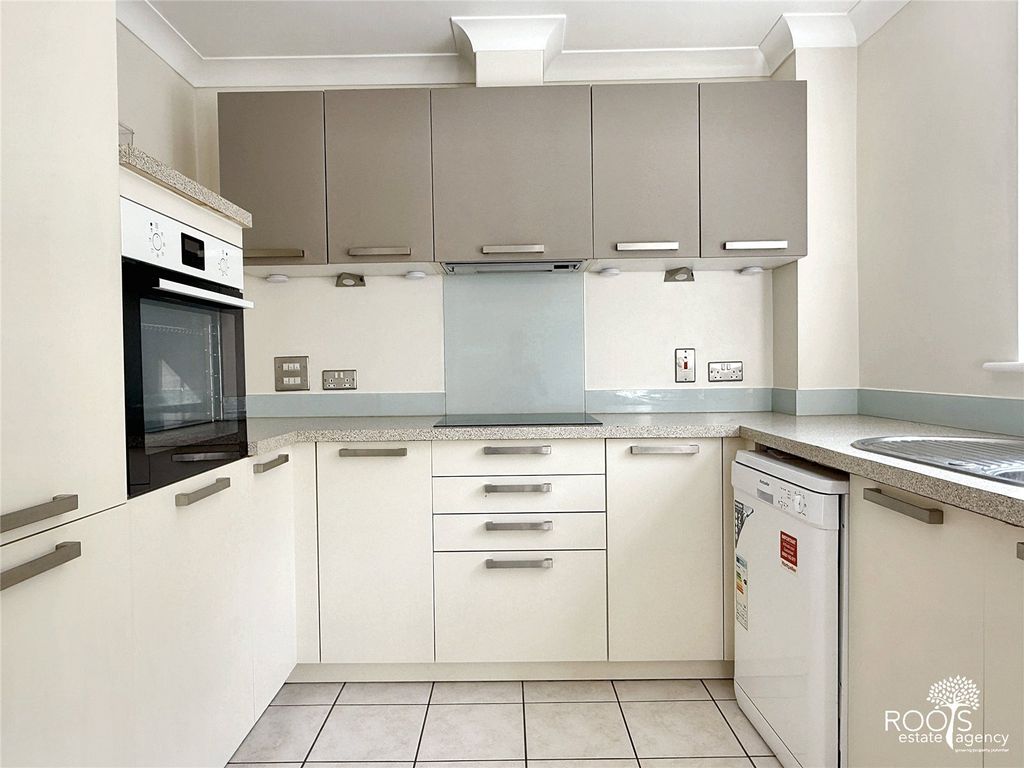 Property photo 2 of 8 Picture No. 06