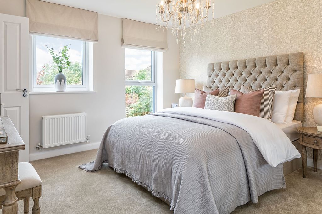 Property photo 3 of 8 En Suite Main Bedroom In The Radleigh 4 Bedroom Home