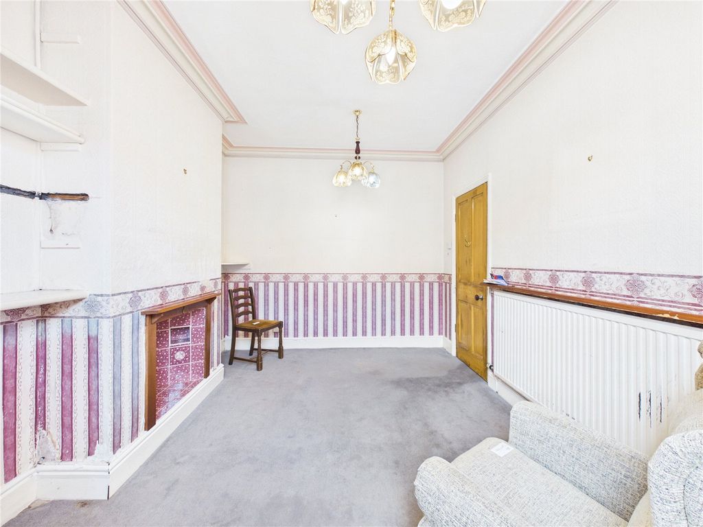 Property photo 3 of 17 Picture No. 18