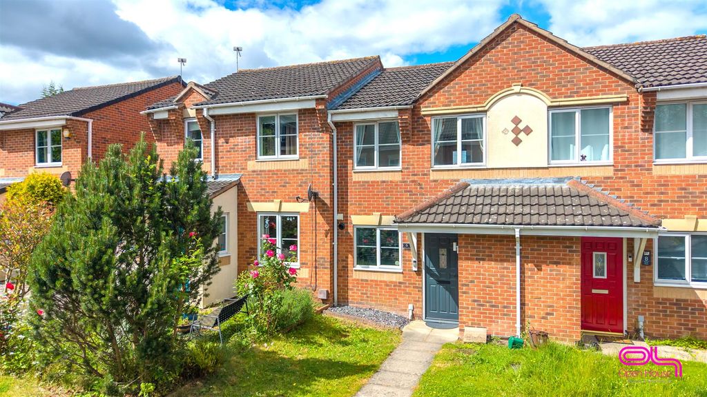Property photo 1 of 26 Ensor Close, Swadlincote (2).Jpg