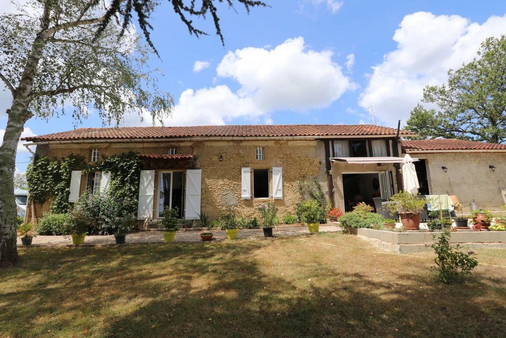 Property photo 2 of 26