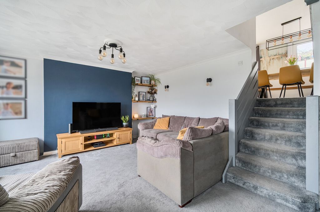 Property photo 2 of 25 1405523-6-697B94F...