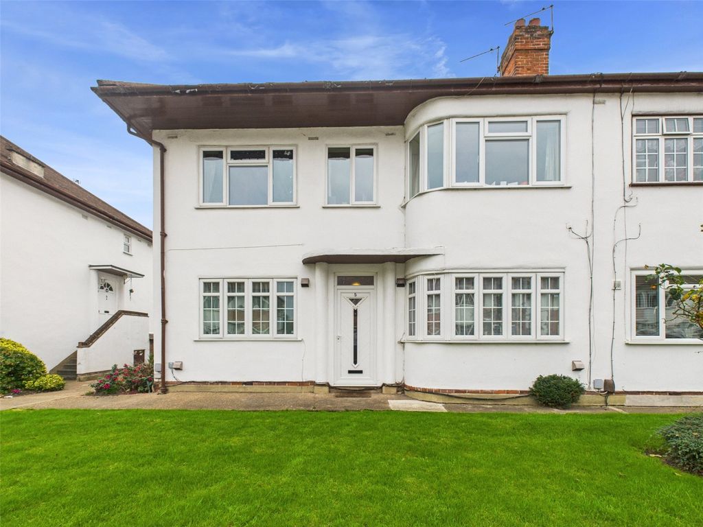 Property photo 1 of 8 Picture No. 26